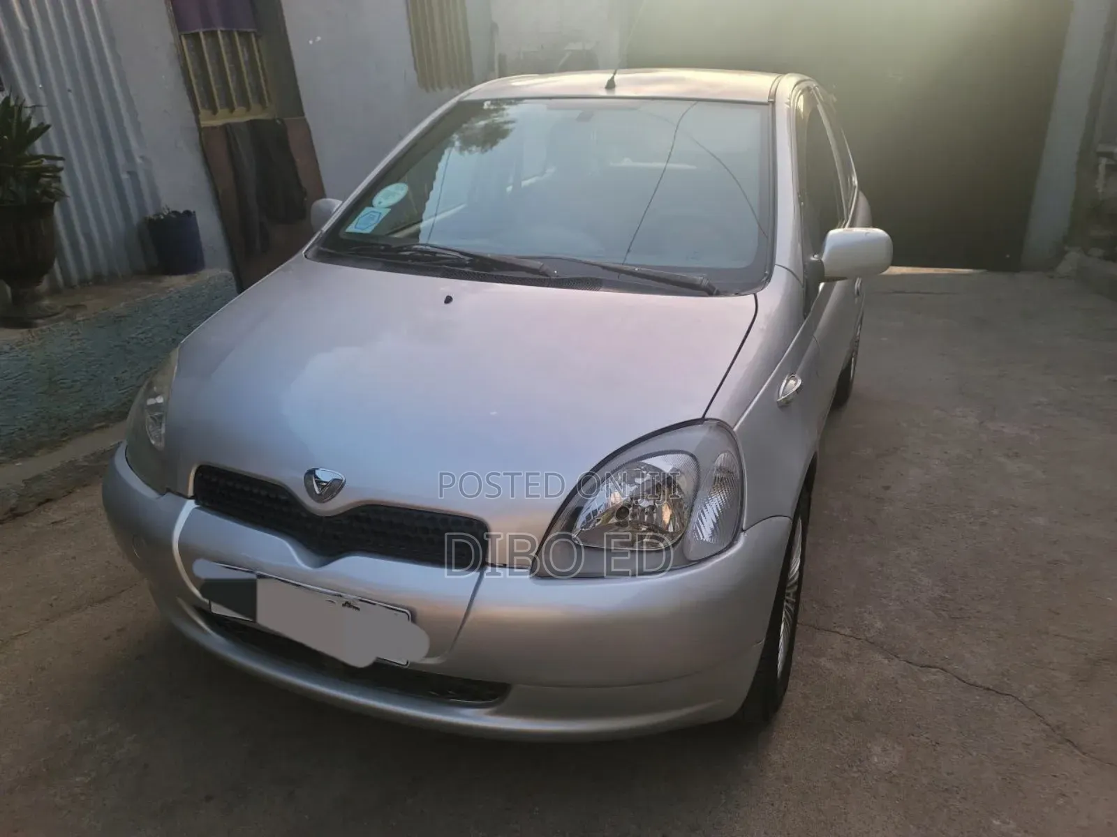 Toyota Vitz 1.0 FWD 5dr 2000 Silver