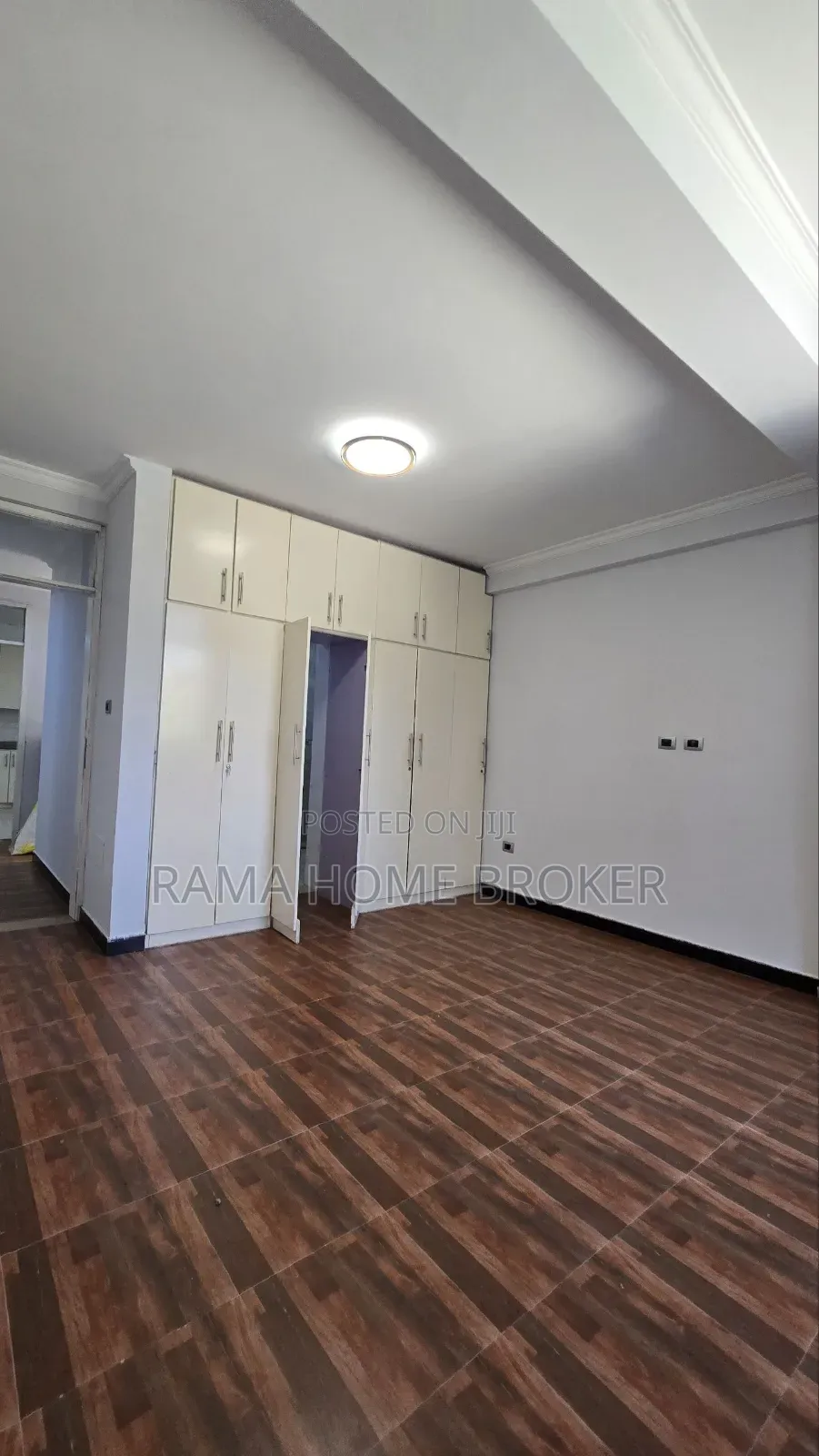 Furnished 4bdrm Apartment in መሀል ሰሚት 72, Yeka for sale