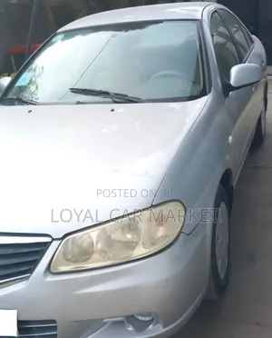 Nissan Sunny 2011 Silver
