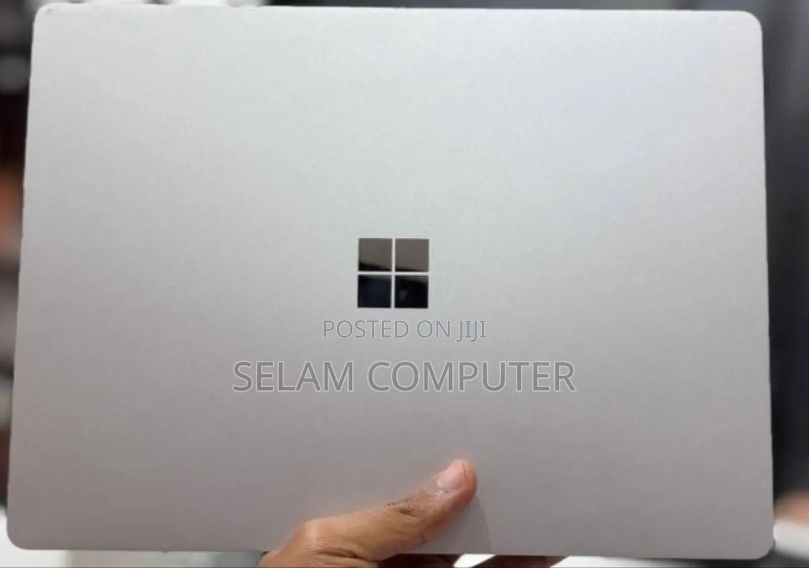 New Laptop Microsoft Surface 8GB Intel Core I5 SSD 256GB