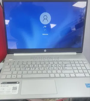 New Laptop HP 8GB Intel Core I3 SSD 256GB