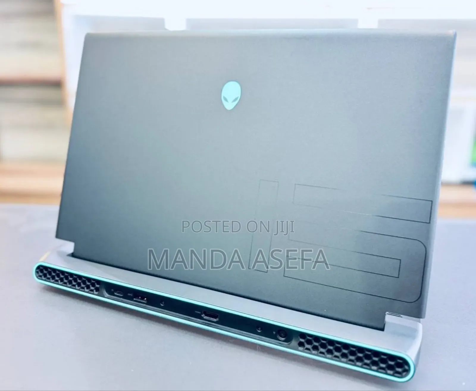 New Laptop Alienware M15 R3 24GB AMD Ryzen 9 SSD 1T