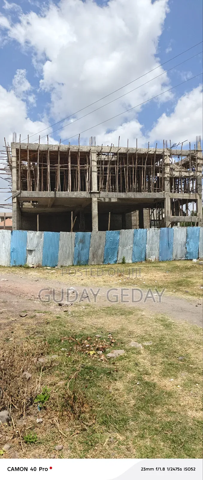 336 ካሬ በአዲስ አበባ ገላን ወረዳው አጠገብ