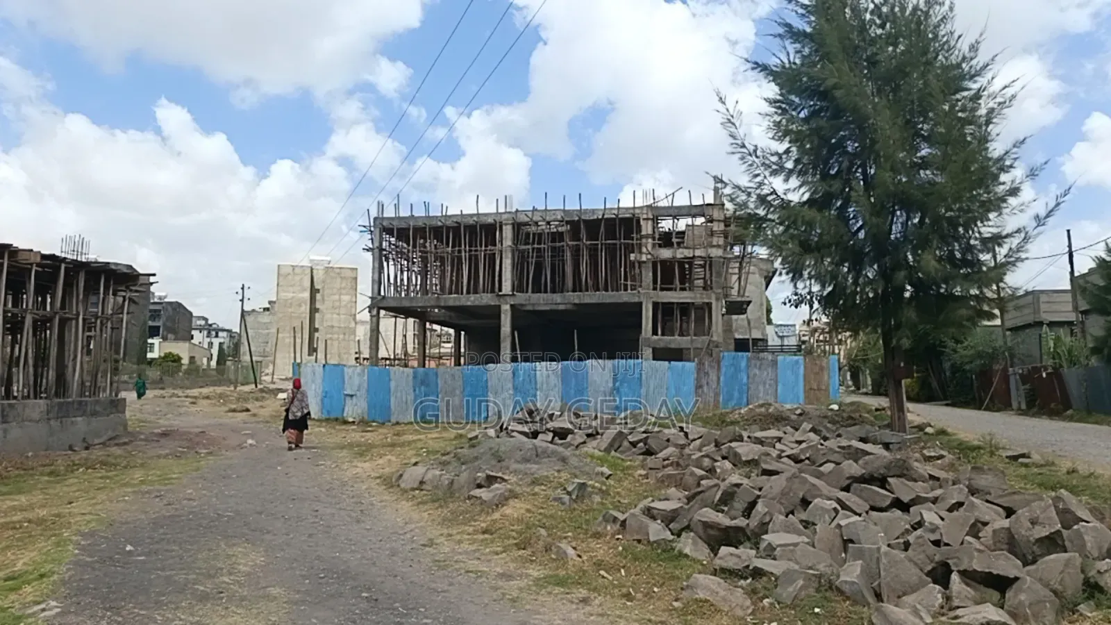 336 ካሬ በአዲስ አበባ ገላን ወረዳው አጠገብ