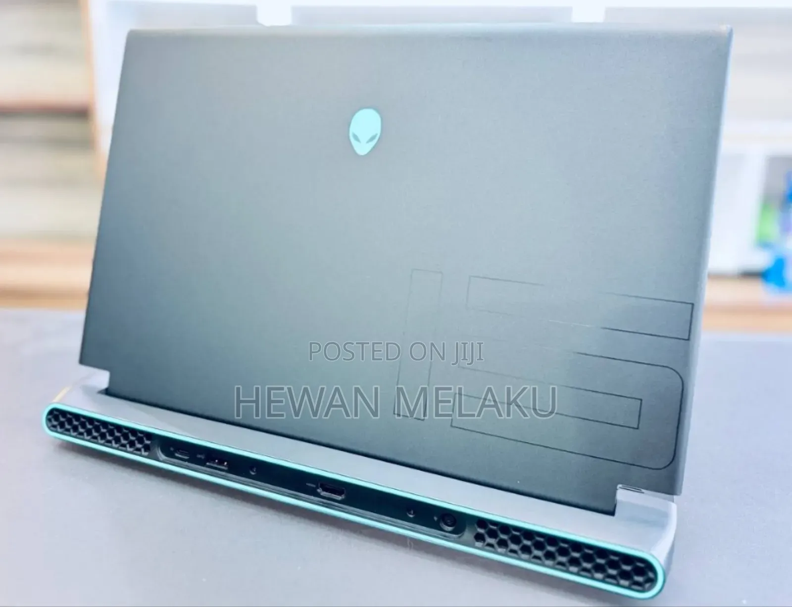 New Laptop Alienware M15 R3 24GB AMD Ryzen 9 SSD 1T