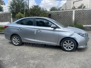 Changan Alsvin 2023 Silver