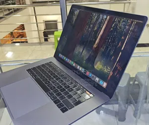 New Laptop Apple MacBook Pro 2019 32GB Intel Core I7 SSD 256GB