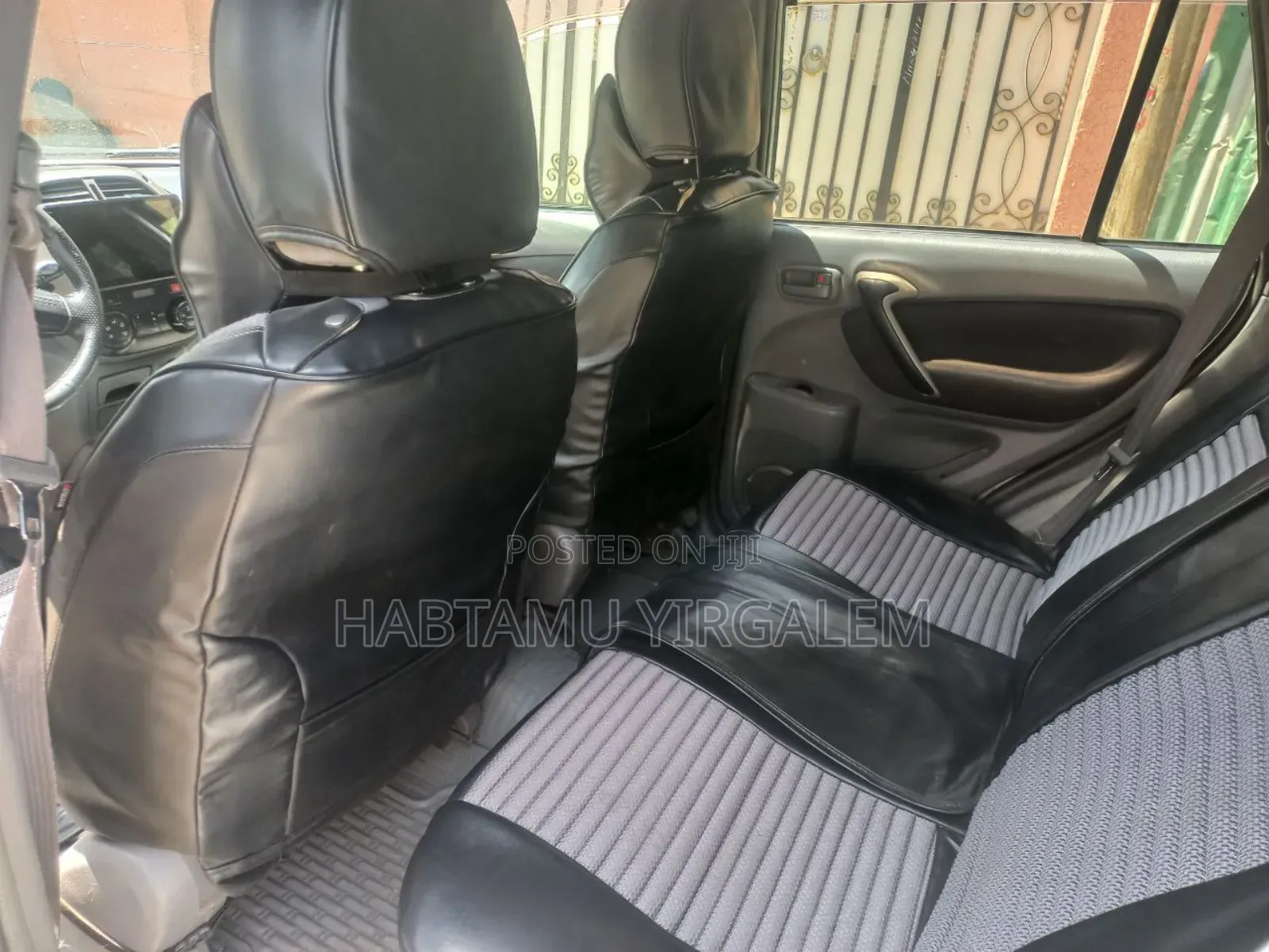 Toyota RAV4 2001 Silver