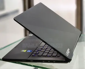 New Laptop Asus ROG Zephyrus G15 16GB Intel Core I7 SSD 512GB