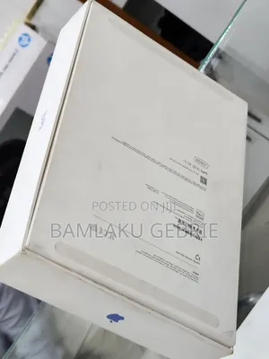 New Apple iPad (2025) 128 GB Blue