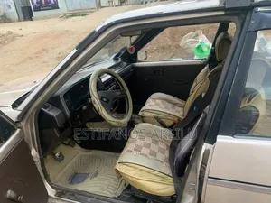 Toyota Corolla 1.3 Hatchback 1986 Gold