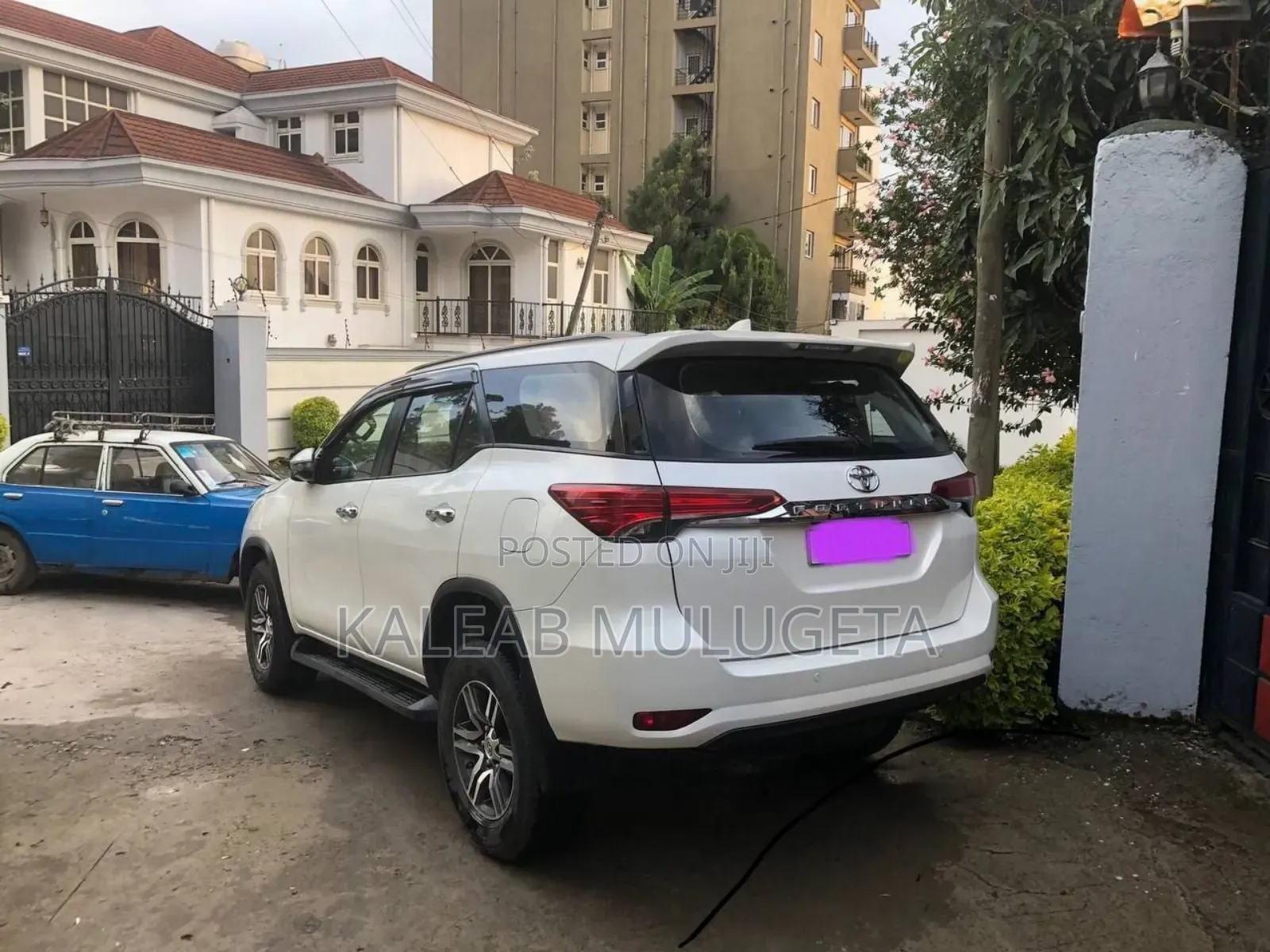 Toyota Fortuner 2.4 D AWD 2021 White