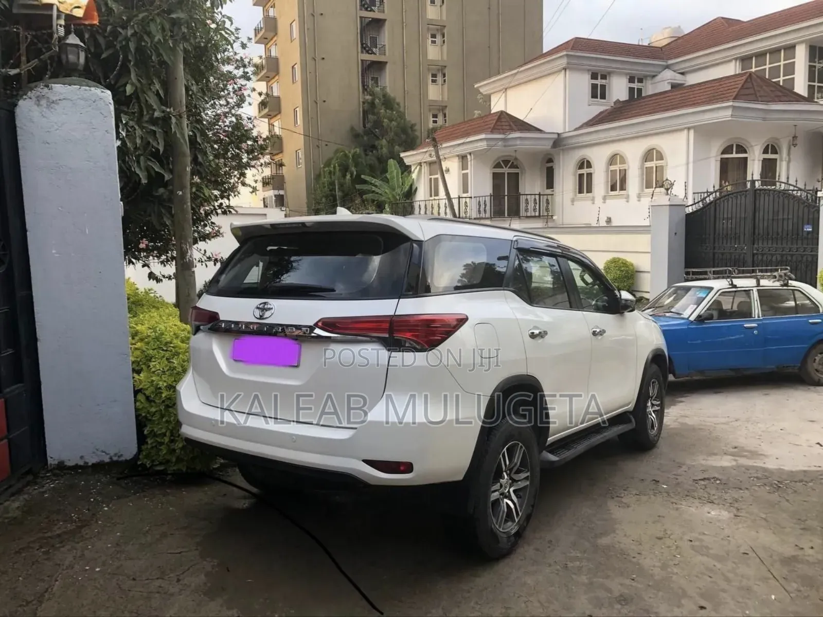Toyota Fortuner 2.4 D AWD 2021 White