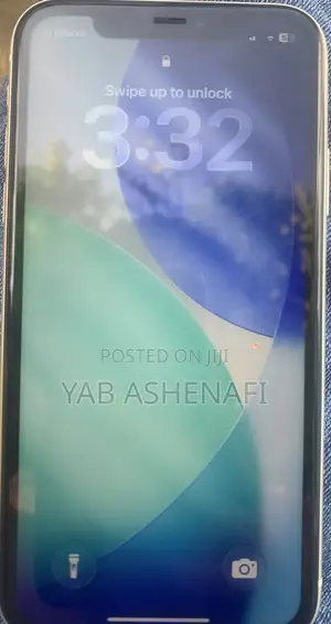 Apple iPhone 11 128 GB White