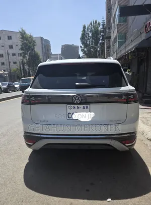 Volkswagen ID.6 2023 White