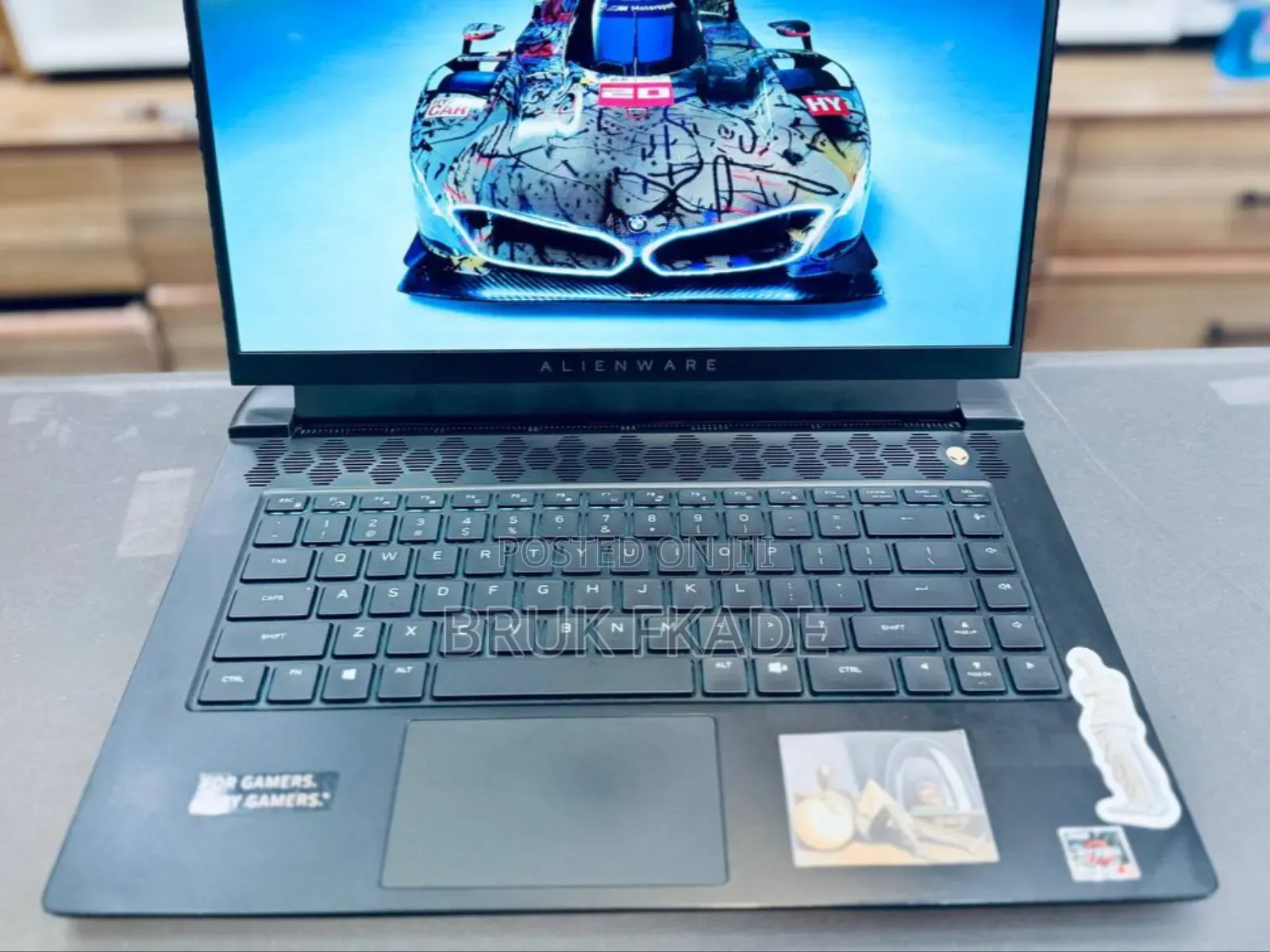 New Laptop Alienware M15 R3 24GB AMD Ryzen 9 SSD 1T