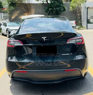 Tesla Model Y 2023 Matt Black
