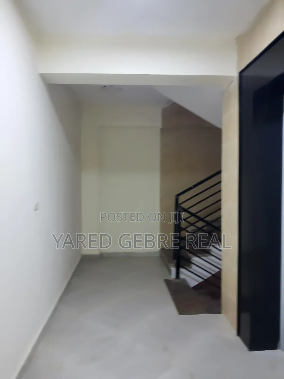 2bdrm Apartment in 📍22 ሾላ መናፈሻ አካባቢ
🔥 2, Bole for sale