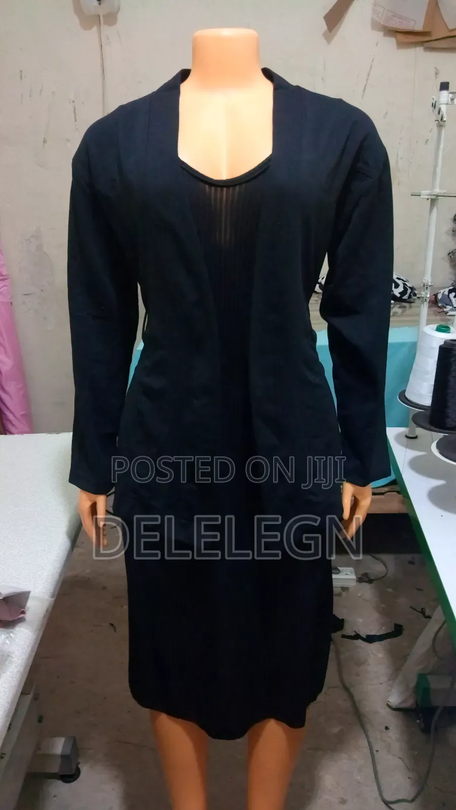 Under Nee Dress With Coat