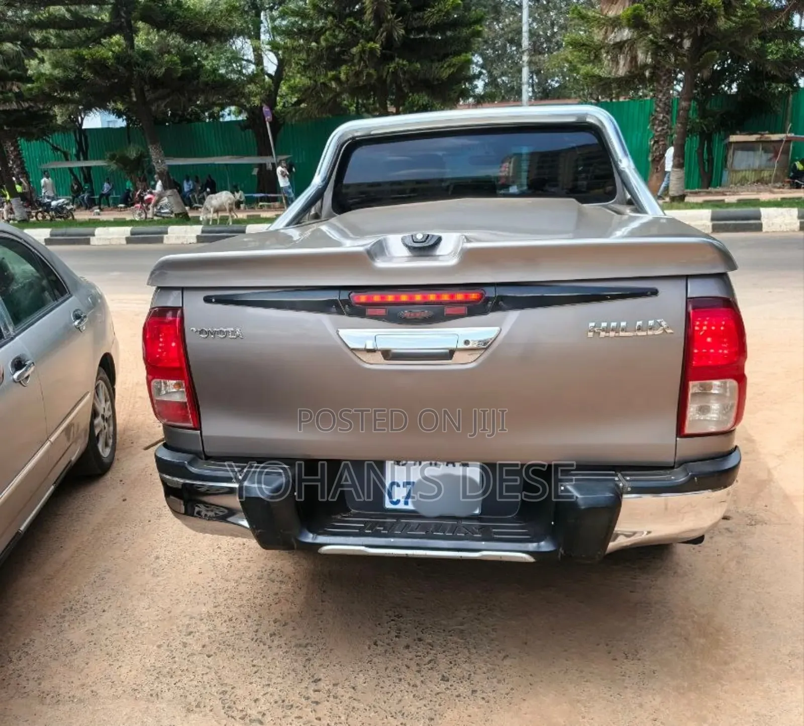 Toyota Hilux 2020 Gold