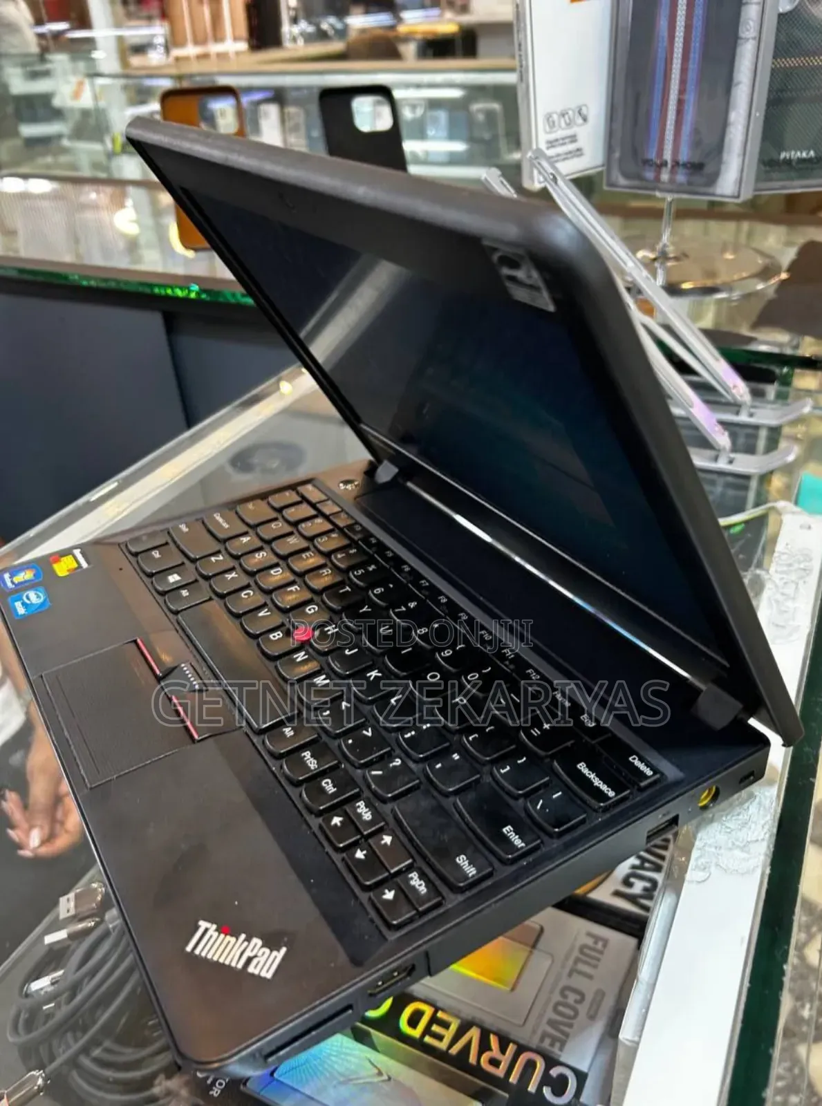 New Laptop Lenovo ThinkPad X131e 4GB Intel Celeron HDD 500GB