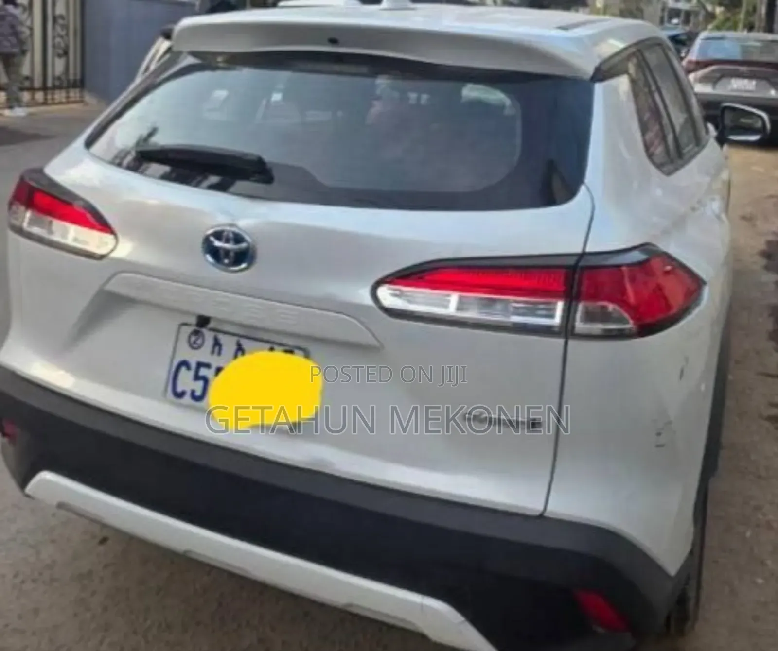 Toyota Corolla Cross Hybrid 2024 White