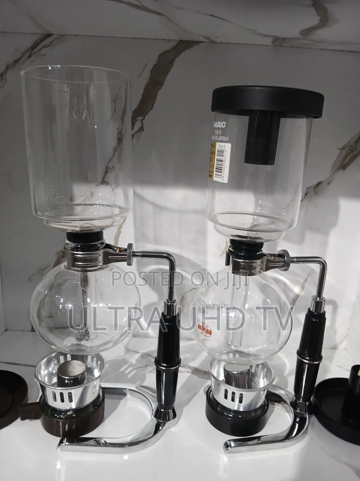 Siphon Coffee Maker Set, Also Known as a Vacuum Coffee Brewer.