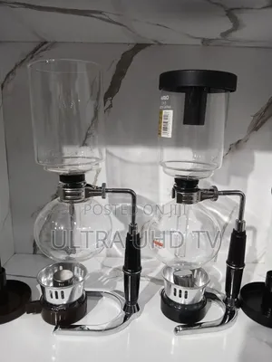 Siphon Coffee Maker Set, Also Known as a Vacuum Coffee Brewer.