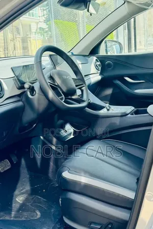 New BYD Seal DM-i 2025 White