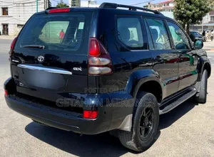 Toyota Land Cruiser 2005 Black