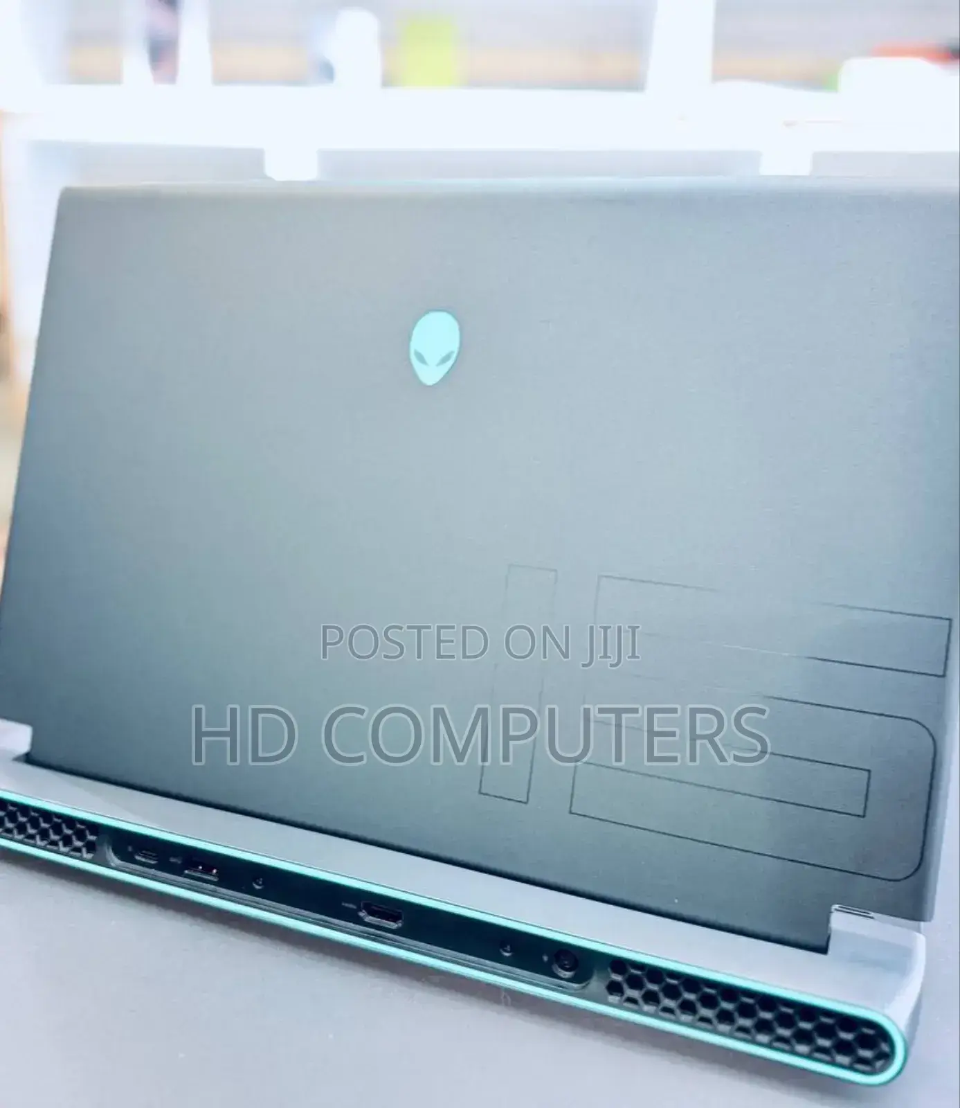 New Laptop Alienware M15 R3 16GB AMD Ryzen 9 SSD 512GB