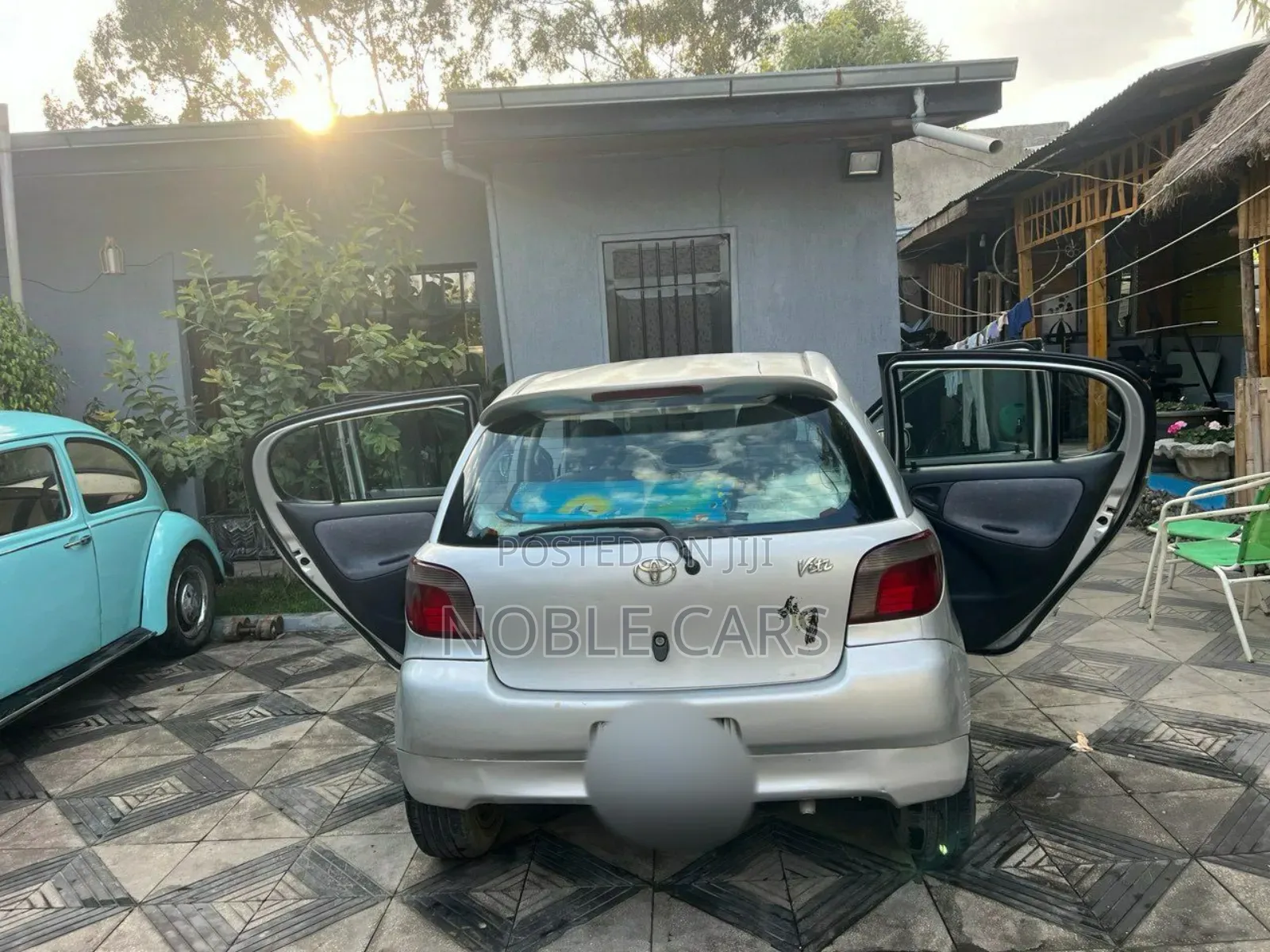 Toyota Vitz 2002 Silver