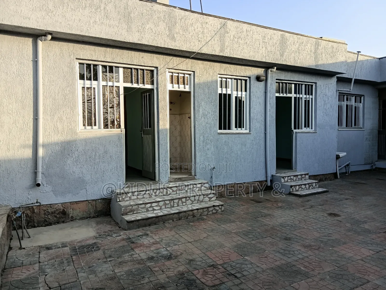 4bdrm House in Nasswe Real State, Nifas Silk-Lafto for rent
