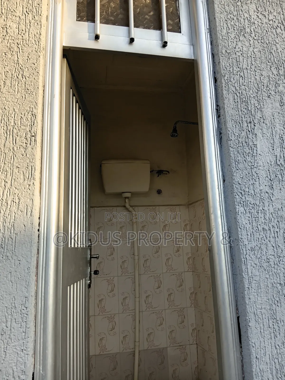 4bdrm House in Nasswe Real State, Nifas Silk-Lafto for rent