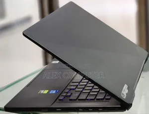 New Laptop Asus ROG Zephyrus G15 16GB Intel Core I7 SSD 512GB