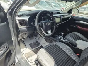 Toyota Hilux Revo Double Cab Deisel 2.8 AWD 2022 Silver