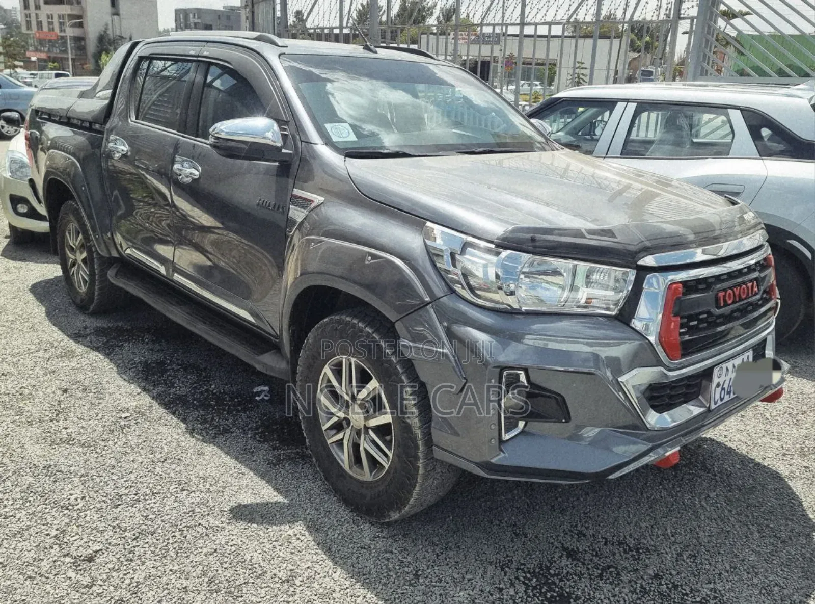 Toyota Hilux Revo Double Cab Deisel 2.8 AWD 2022 Silver