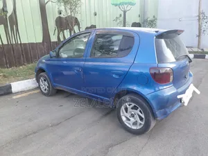 Toyota Vitz 1.0 FWD 3dr 2001 Blue