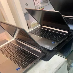 New Laptop HP ZBook 15 16GB Intel Core I7 SSD 512GB