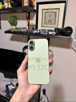New Apple iPhone 17 256 GB Green