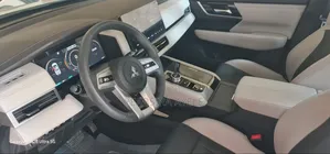 Mitsubishi Airtrek 135 kW FWD 2023 Ivory