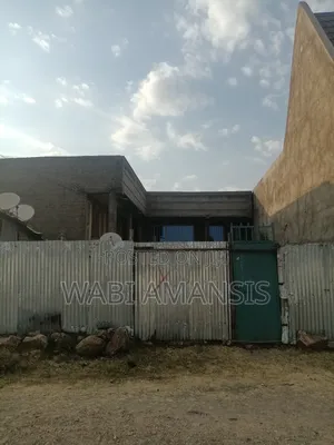 6bdrm House in Dukam, East Shewa for sale