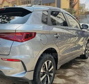 BYD E2 43 kWh 94 hp FWD 2024 Gray