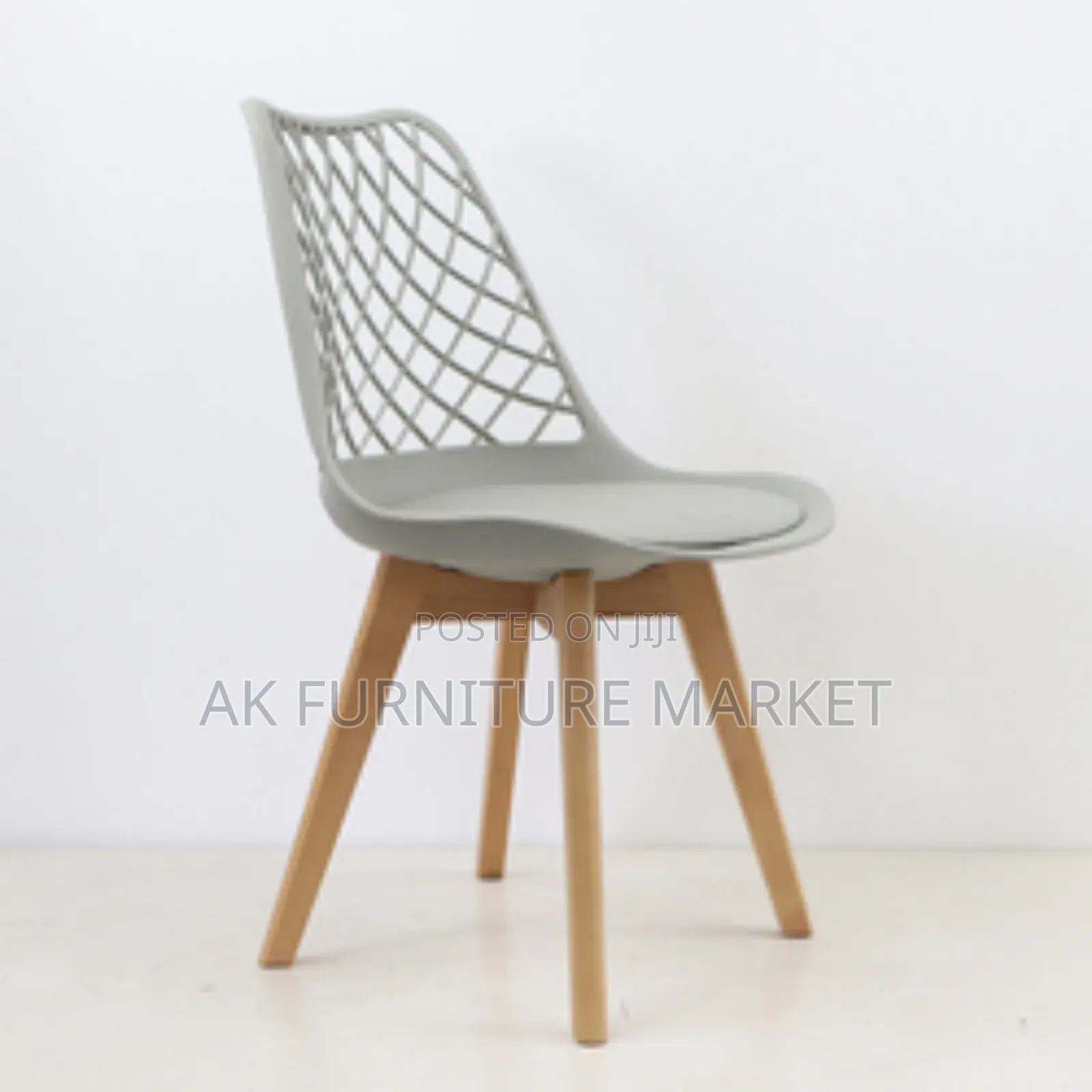 Modern Cafe and Restaurant Chair Full Imported