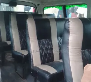 Toyota HiAce 2003 White