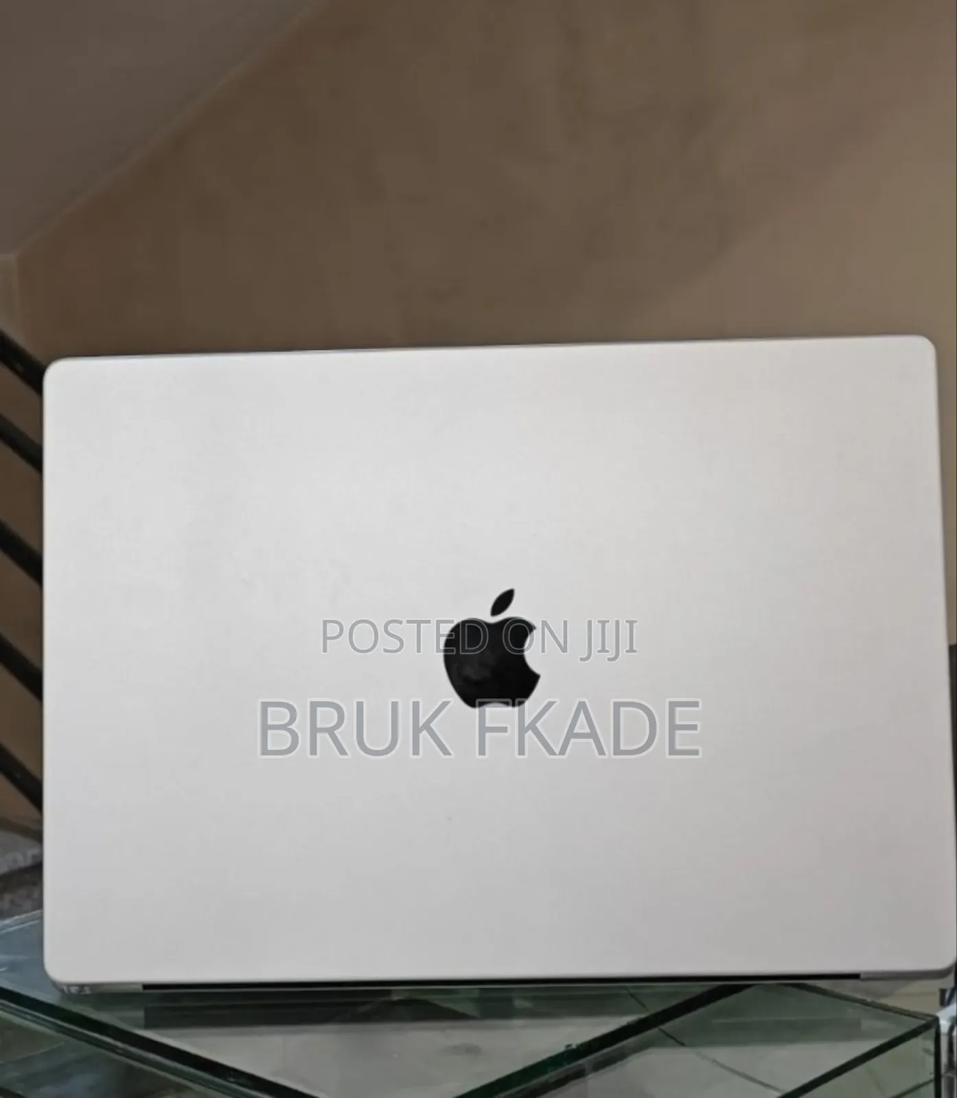 New Laptop Apple MacBook Pro M1 32GB Apple M1 Pro SSD 512GB