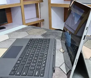 New Laptop Microsoft Surface Pro 7+ 16GB Intel Core I7 SSD 512GB