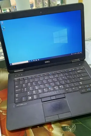 New Laptop Dell Latitude 5310 4GB Intel Core I5 HDD 500GB