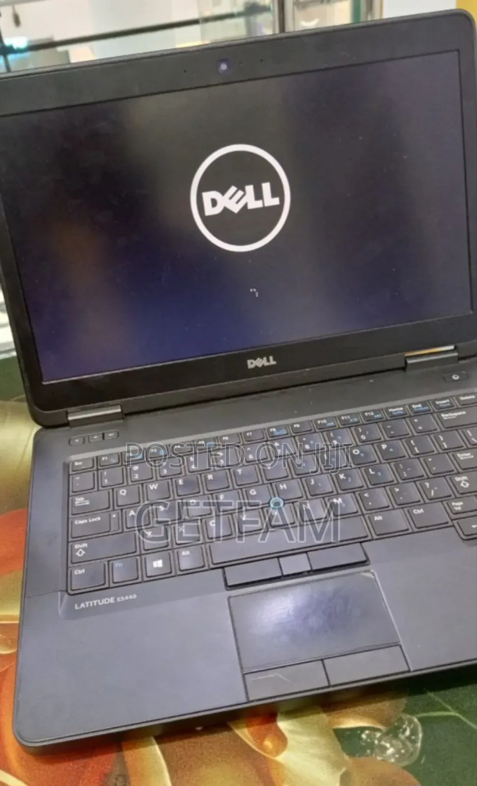 New Laptop Dell Latitude 5310 4GB Intel Core I5 HDD 500GB