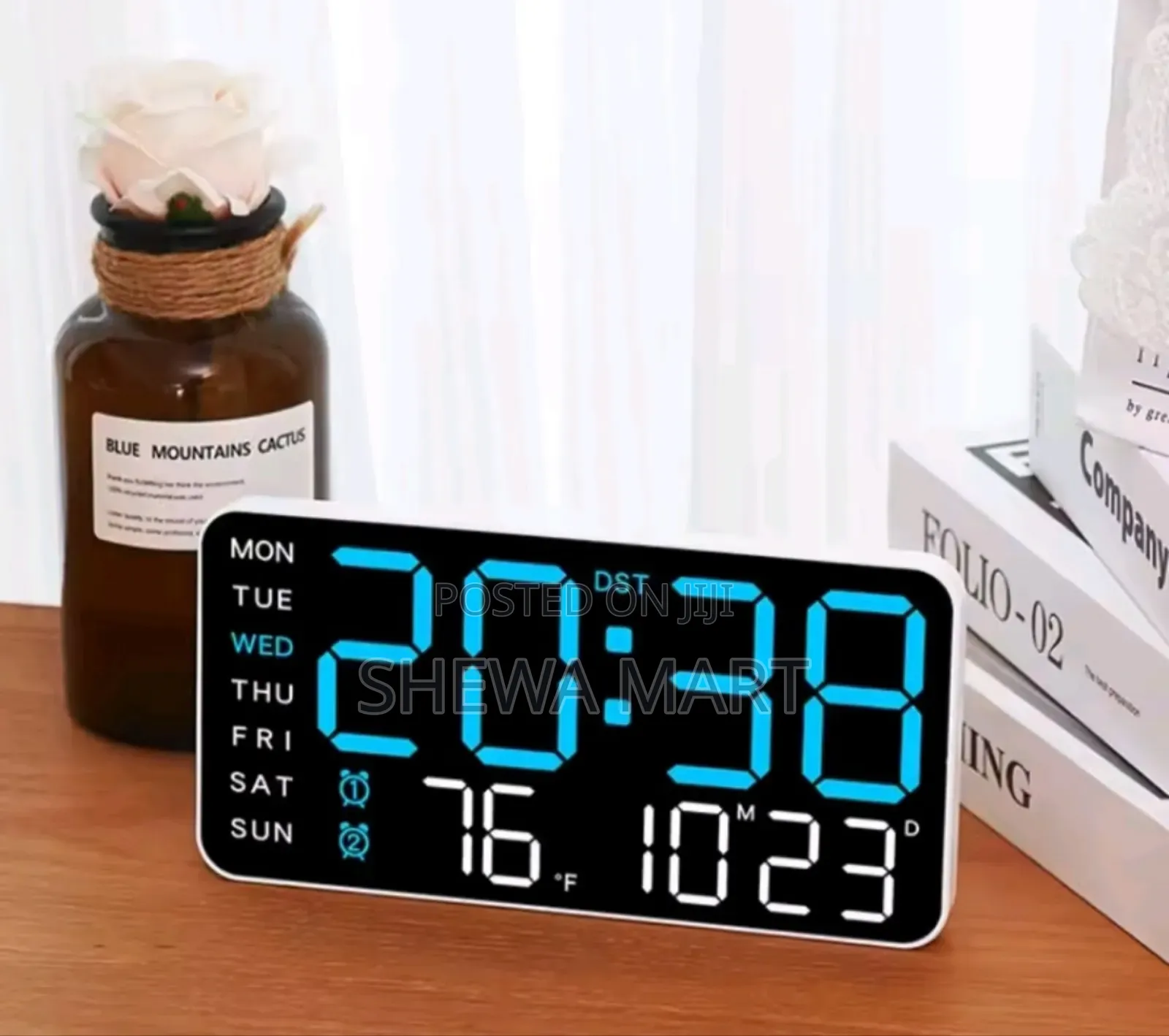 Digital Wall Clock, With Temperature/Dst/Auto Dimming/Humidity/Alarm
